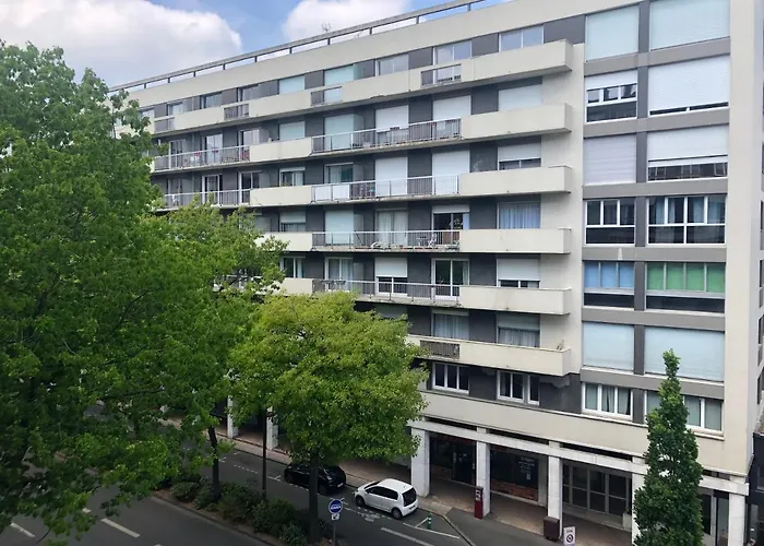 Comtes Du Maine לה מאנש